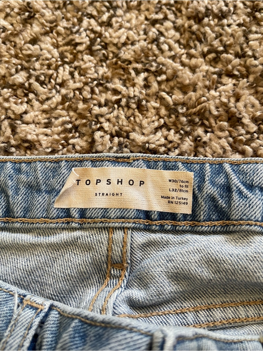 Topshop High Rise Straight Leg Jeans Size 30 Light Wash Raw Hem Frayed Denim - Picture 6 of 6